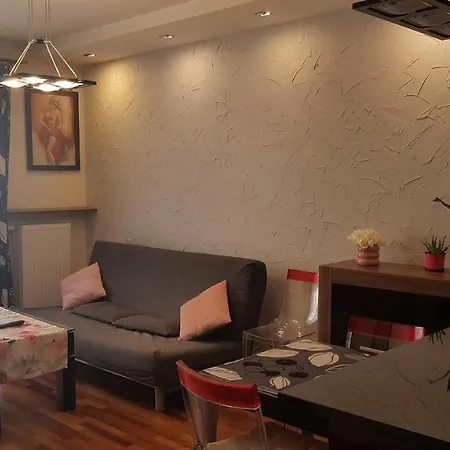 Apartament Z Balkonem Przy Parku Apartment