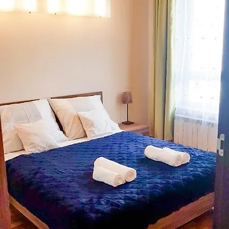 Apartment Apartament Z Balkonem Przy Parku
