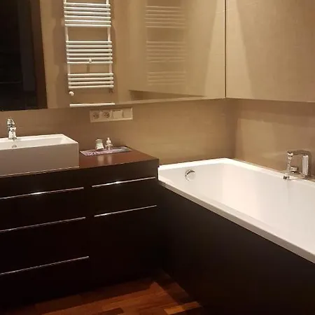 Apartament Z Balkonem Przy Parku * Warsaw